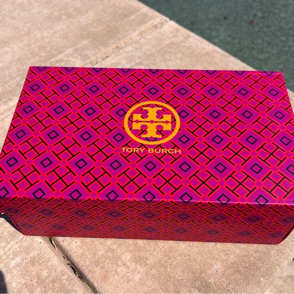 *NWT* Tory Burch Georgia Sandal Calf Leather. Aged Carmello Brown - Picture 5 of 6